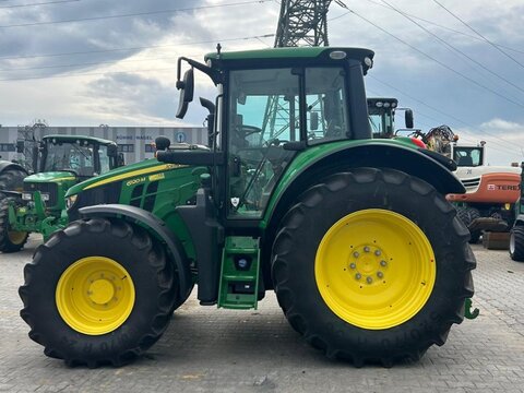 John Deere 6120M 3