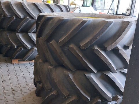 Michelin 600/70 R30 + 710/70 R42 2