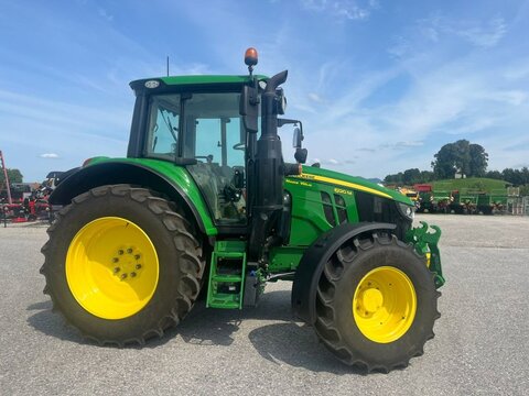 John Deere 6120M 2