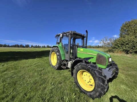 John Deere 3400
