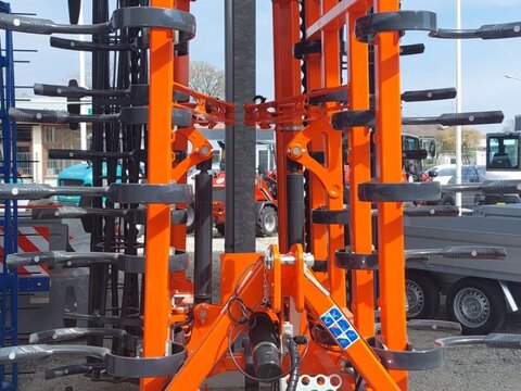 Kuhn Prolander 600 R 3