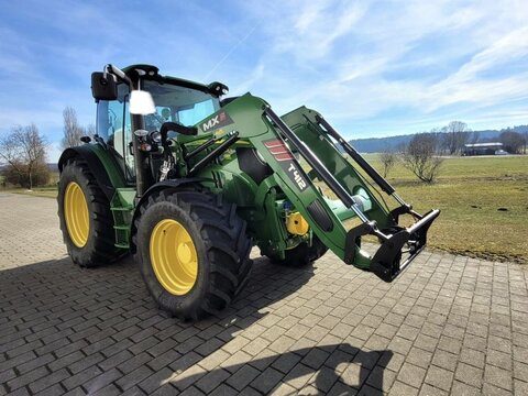 John Deere 6125R 2