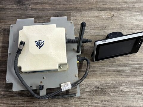 Trimble RTK mit AG-382 mit Display