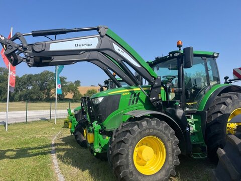 John Deere 6215R