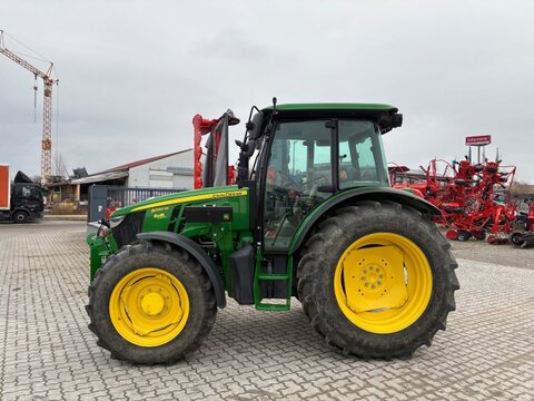 John Deere 5090 M 3