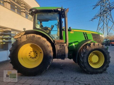 John Deere 7230R CQ mit 9L Motor 3