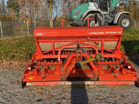 Kuhn HR3003 D u. Integra 2