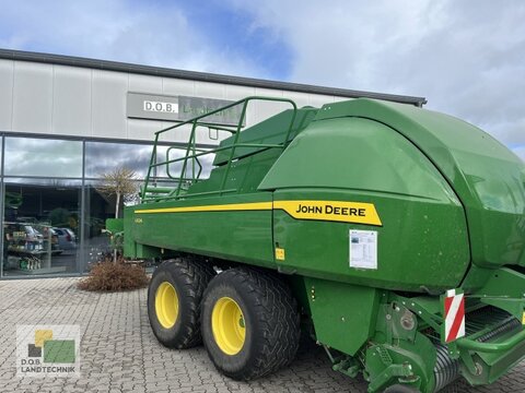 John Deere L624 2