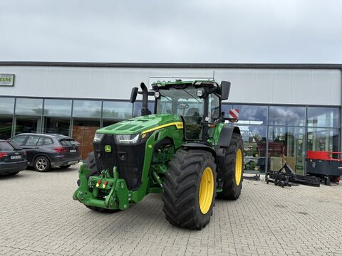 John Deere 8R 310 1