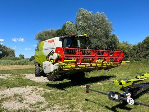 Claas Tucano 560 APS Hybrid 2