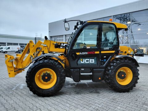 JCB 542-70 AgriPro 3