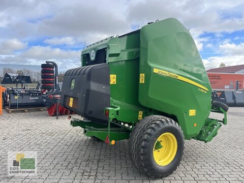 John Deere V451M 3