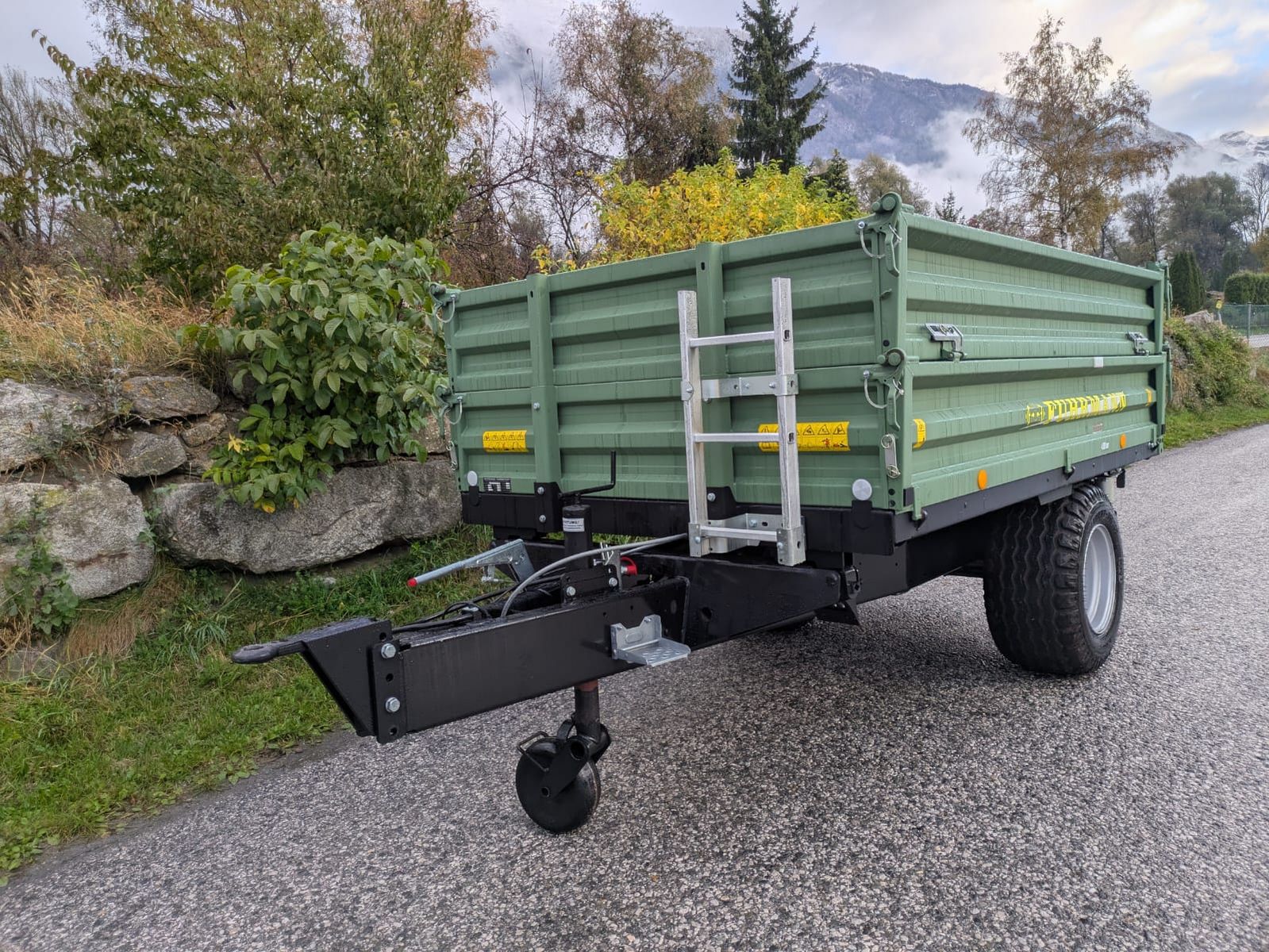 Fuhrmann Dreiseitenkipper FF 6.000 1