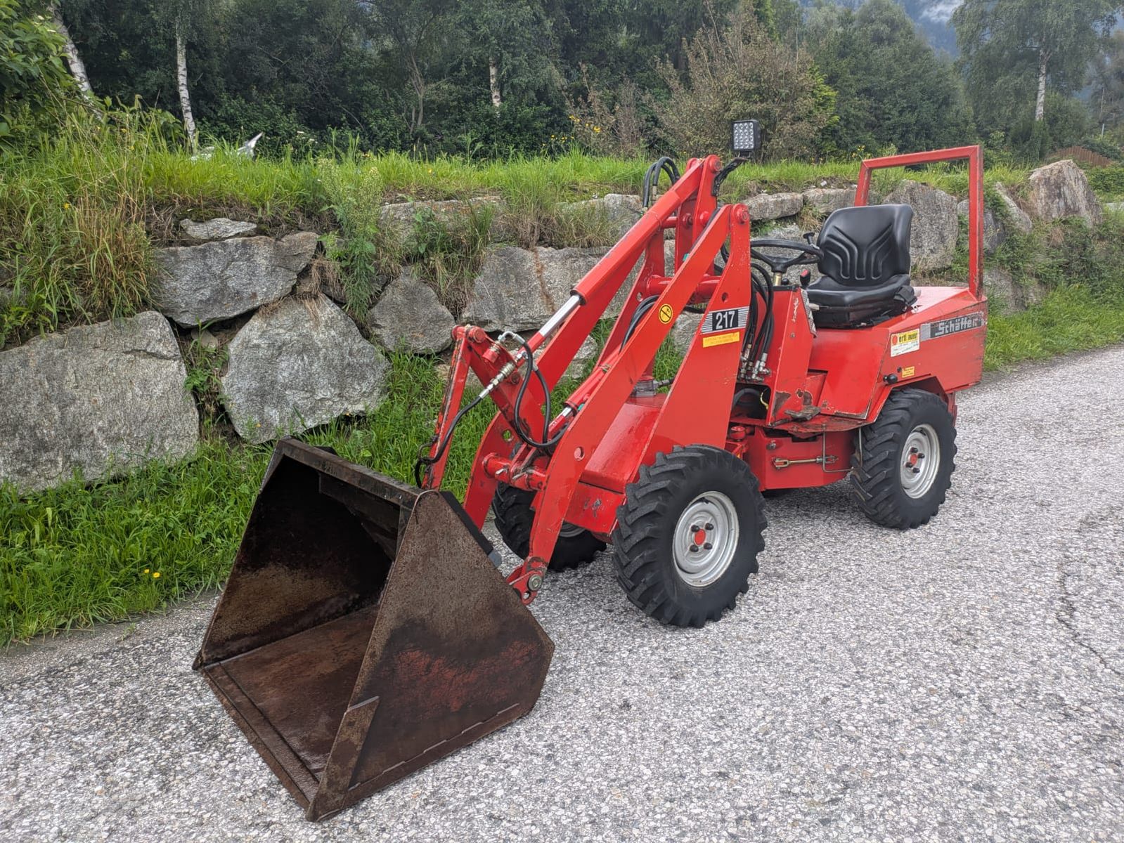 Schäffer 217 mit Erdschaufel 2