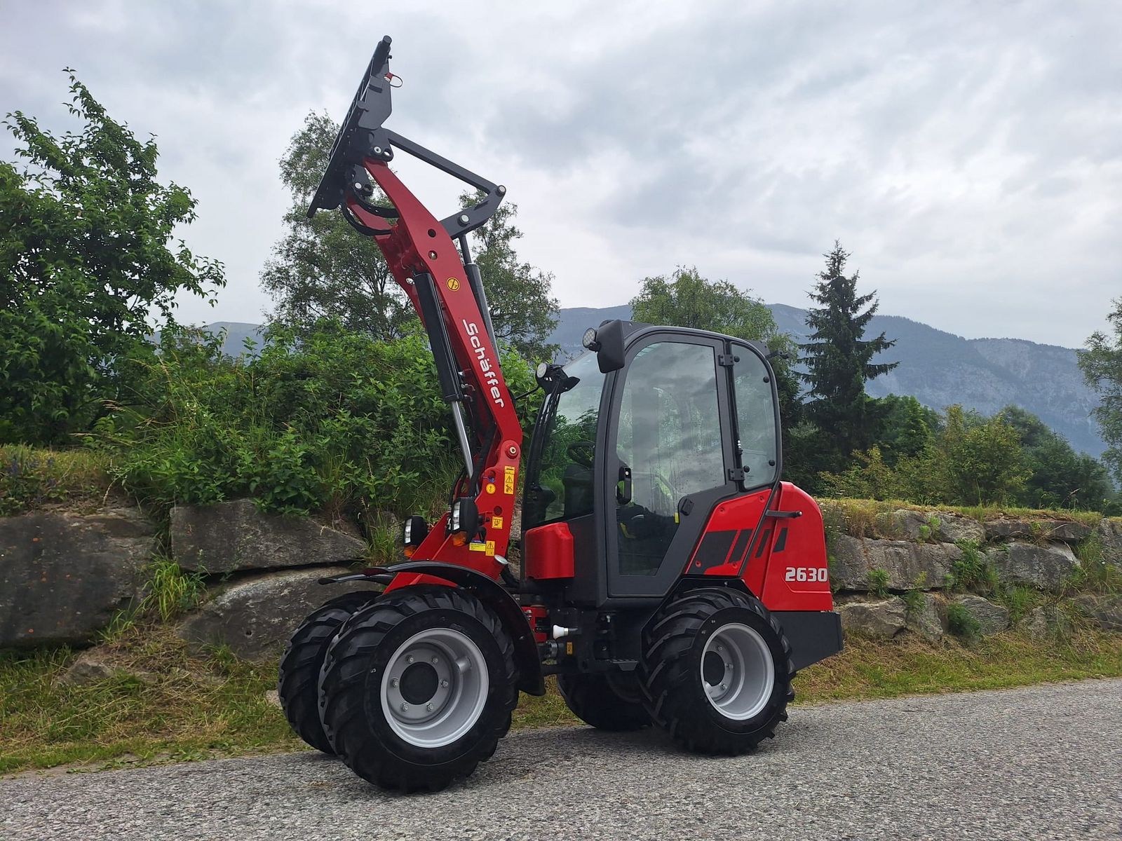 Schäffer 2630 mit Kabine 3