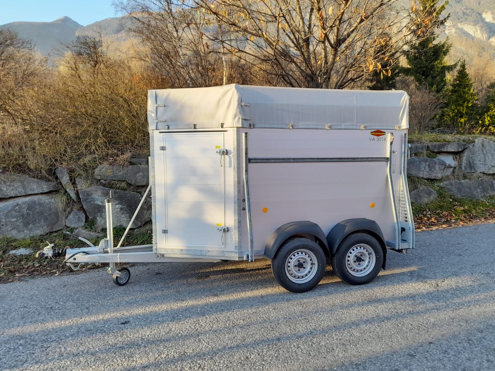 Böckmann Viehanhänger VA 3014/24 Alu 2400kg 2