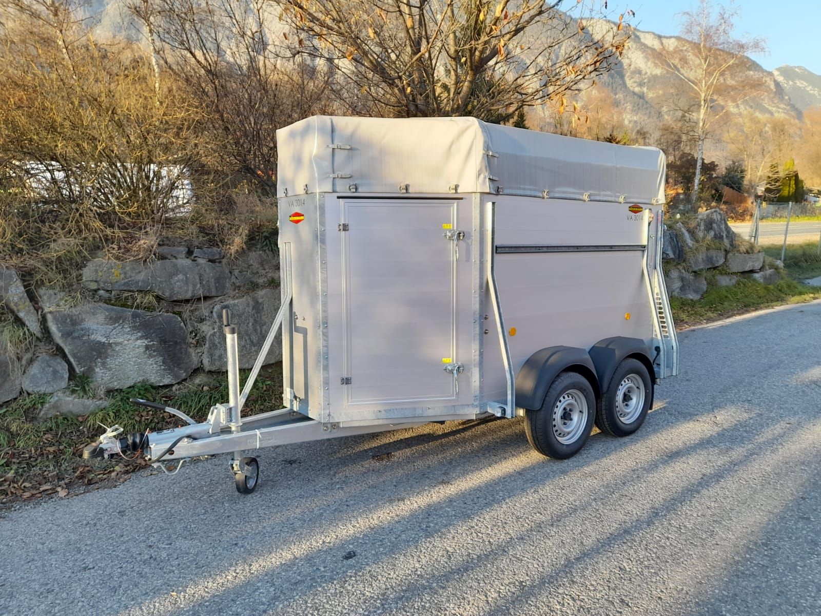 Böckmann Viehanhänger VA 3014/24 Alu 2400kg 1