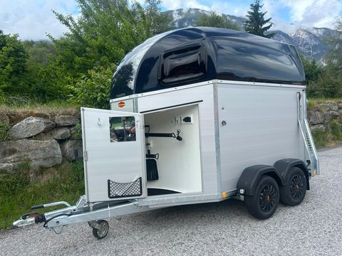 Böckmann Champion Esprit 2400kg mit Schwenktür
