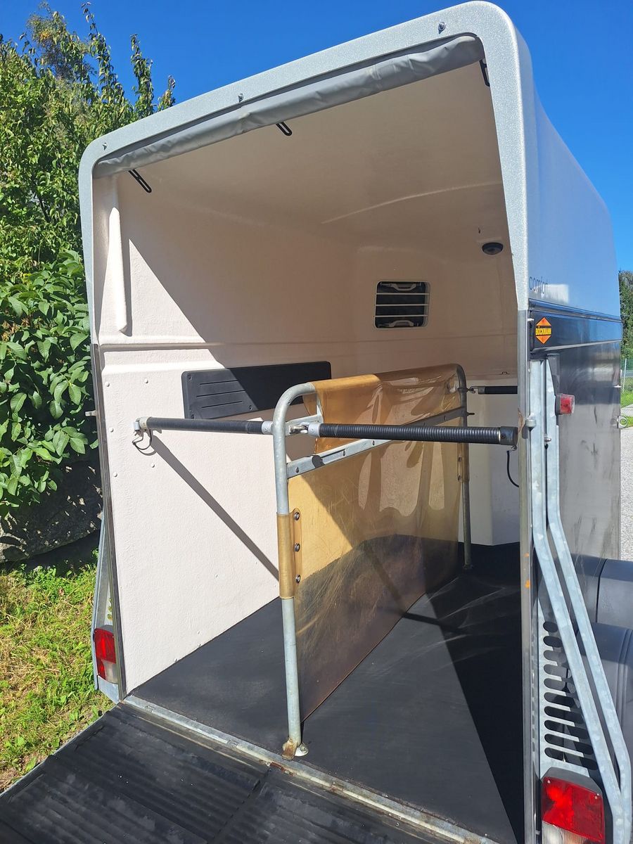 Böckmann Pferdeanhänger Comfort 2400kg 3