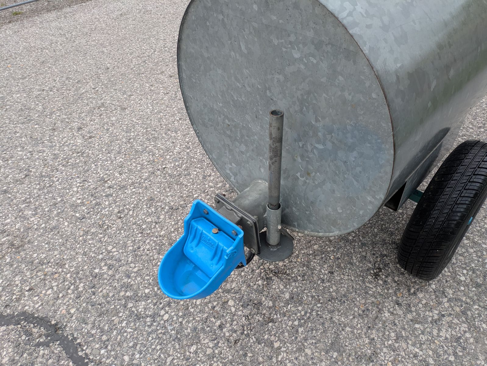 GEBA Weidefass Tränkfass 1000 Liter 2