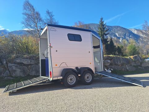 Böckmann Pferdeanhänger Viehanhänger Portax K 3000kg