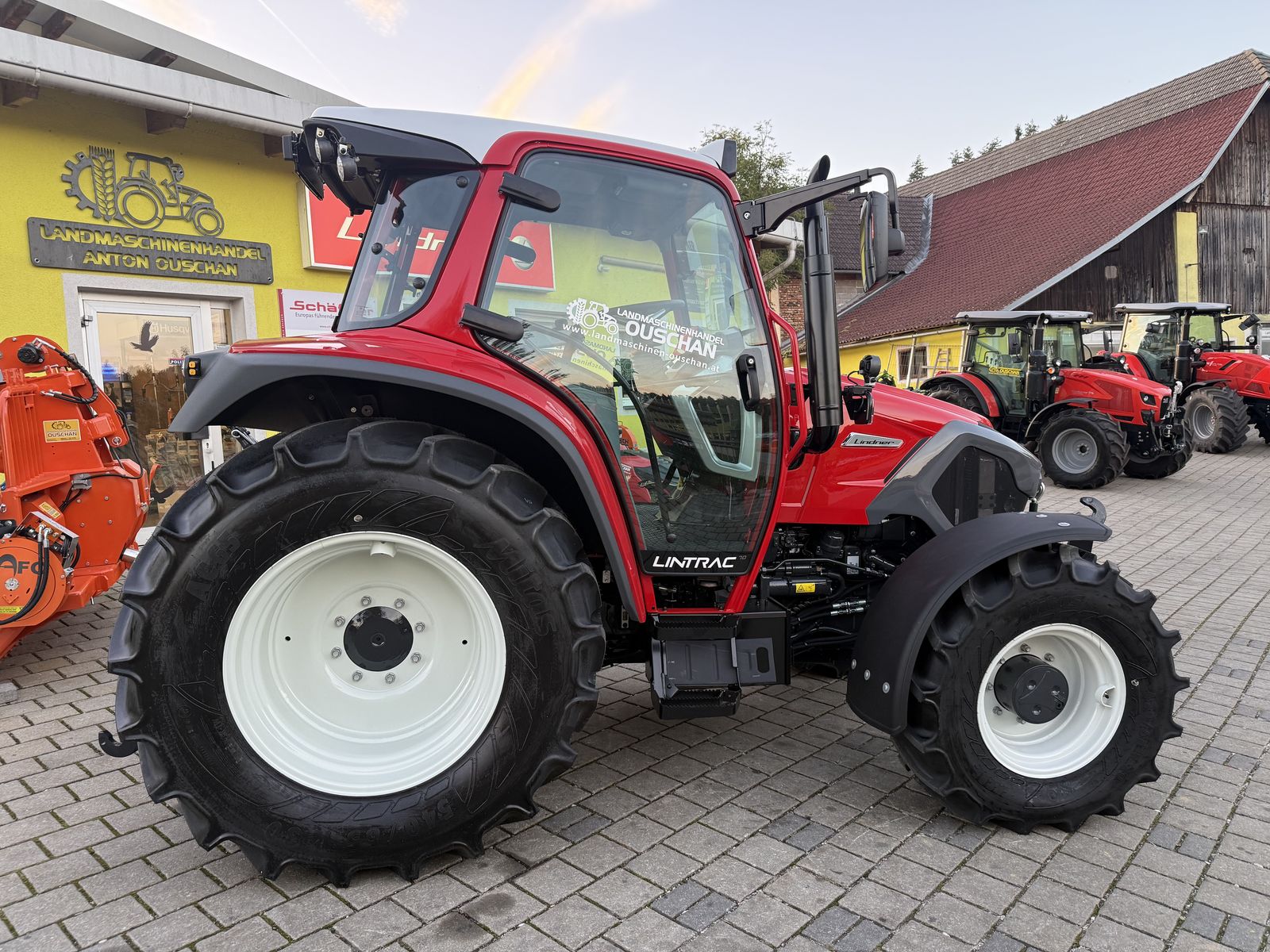 Lindner Lintrac 70 (Stufe 5) 2