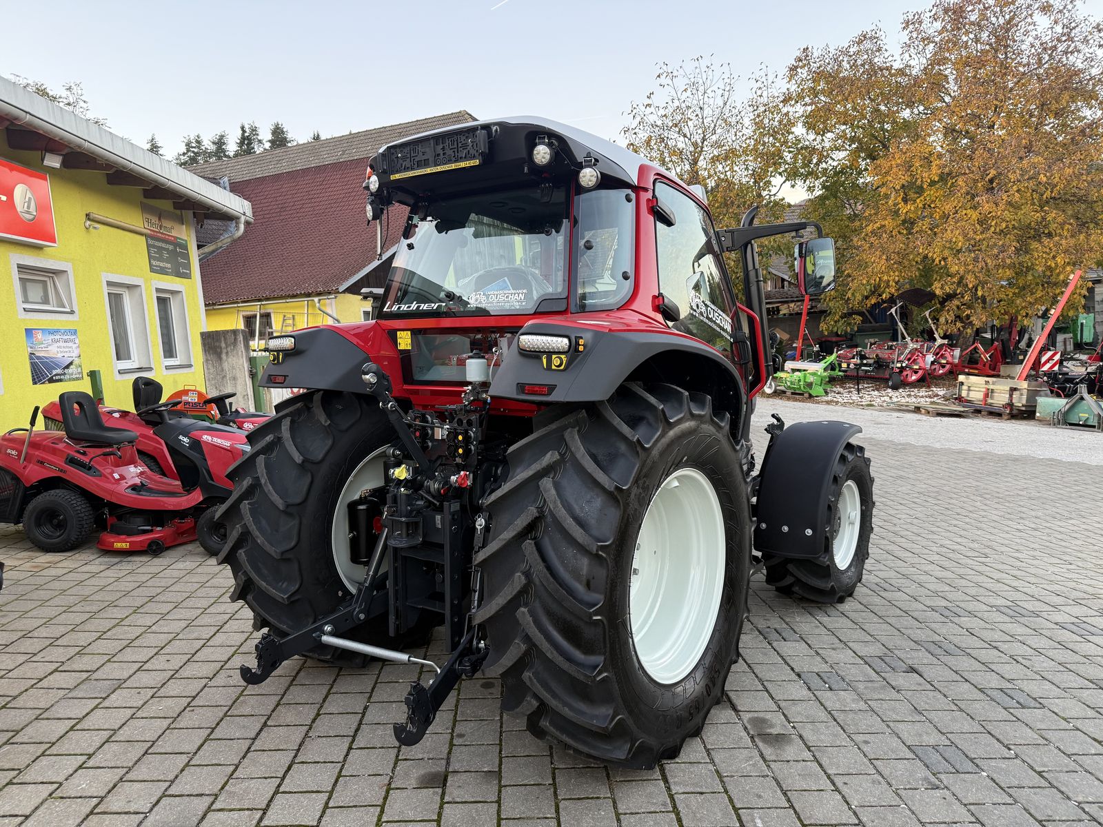 Lindner Lintrac 70 (Stufe 5) 3