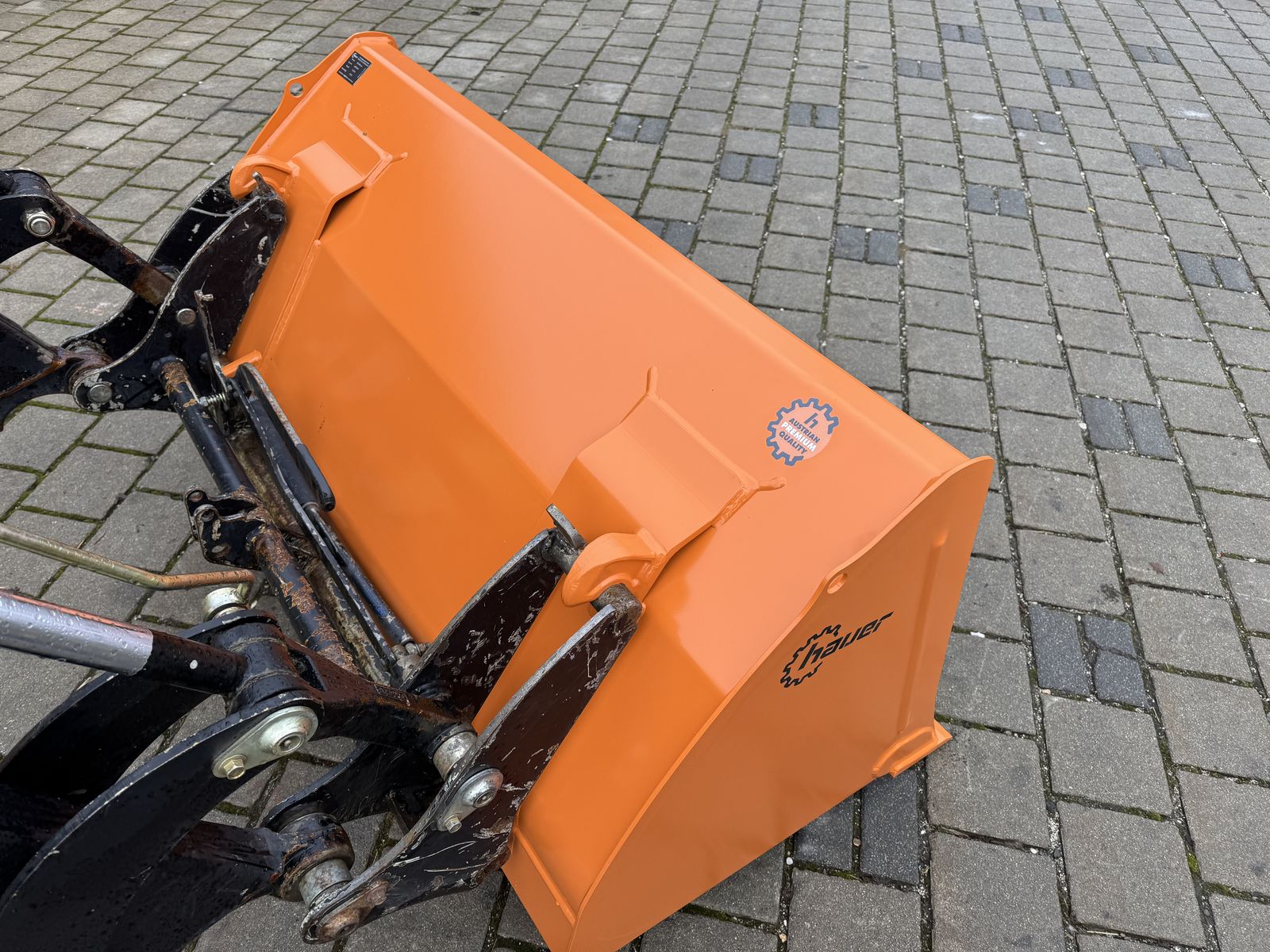 Hauer Erdschaufel ES140 mit Euroaufnahme  3