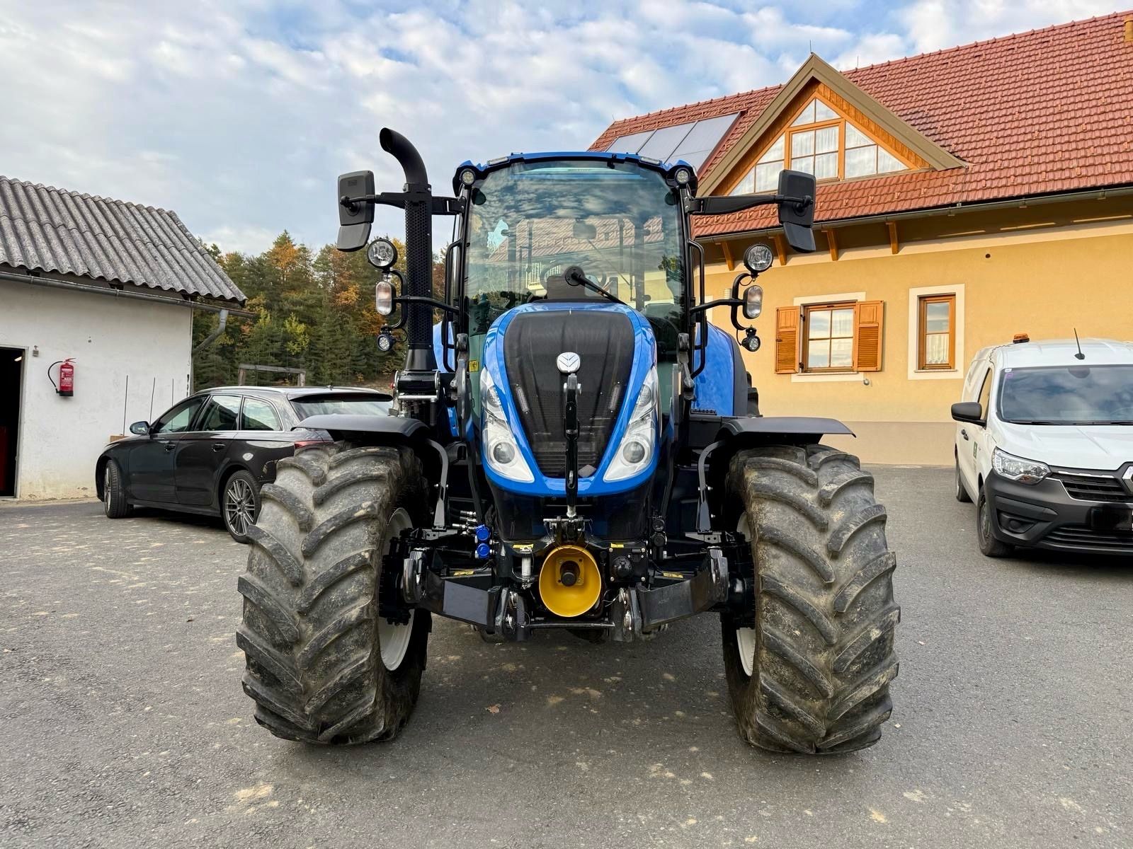 New Holland T5.100 Electro Command 2