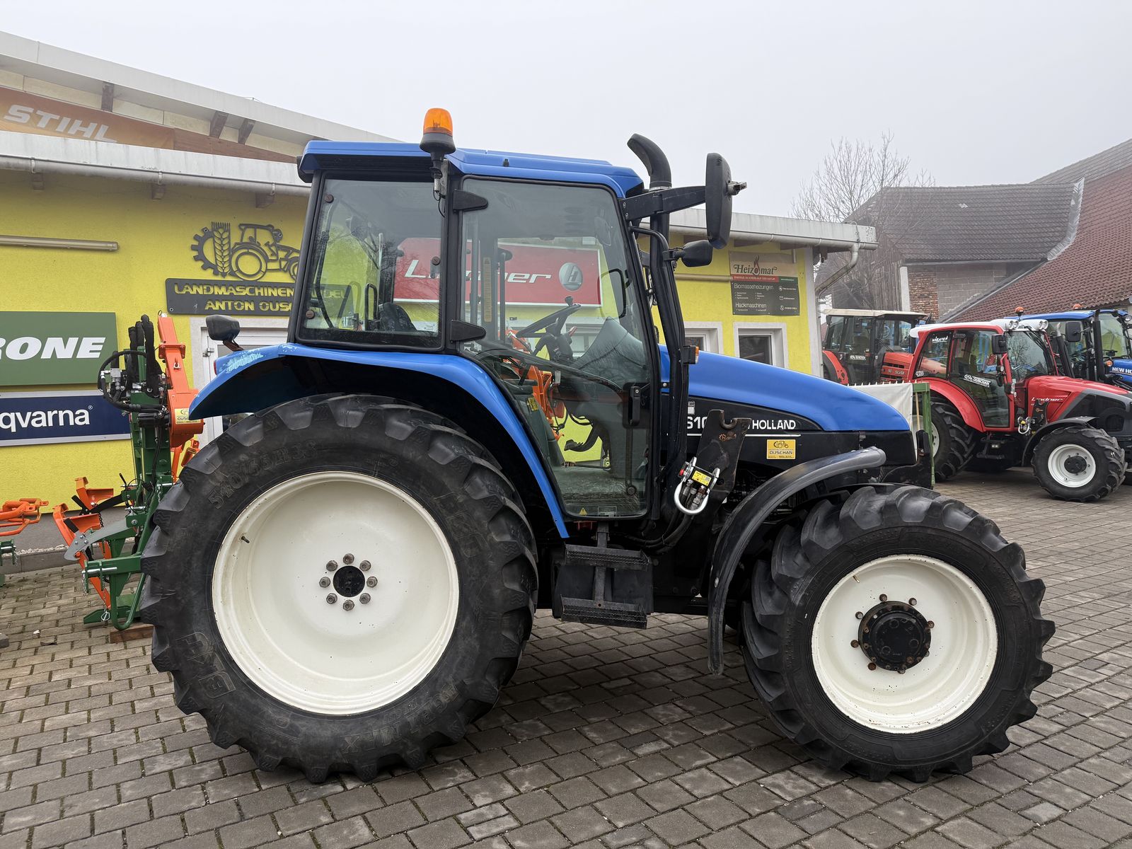New Holland TS100 2