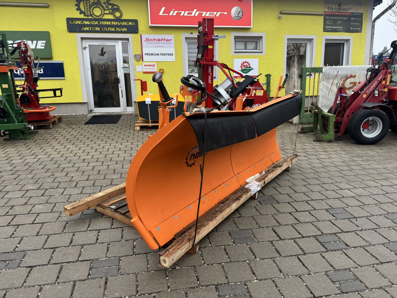 Hauer SRS-2L 2800 Schneepflug  2