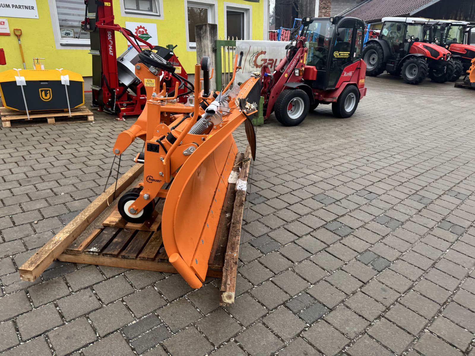 Hauer SRS-2L 2800 Schneepflug  3