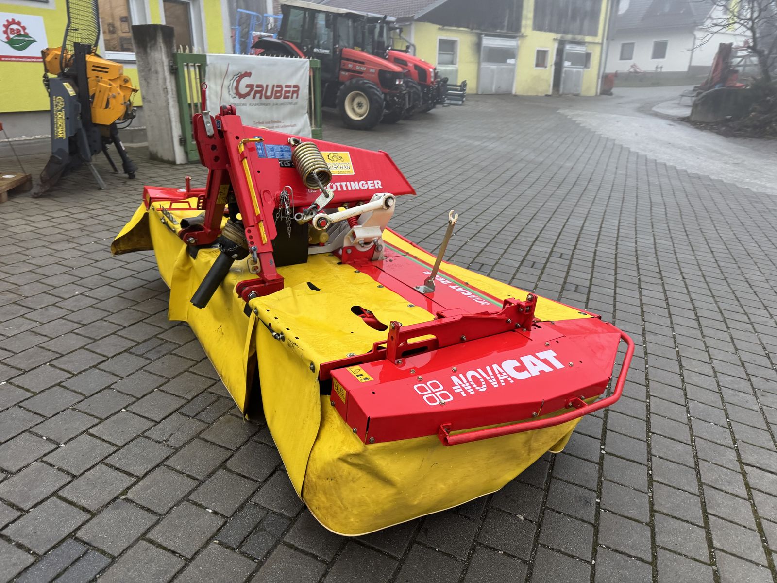 Pöttinger NovaCat 266F Frontscheibenmähwerk  3