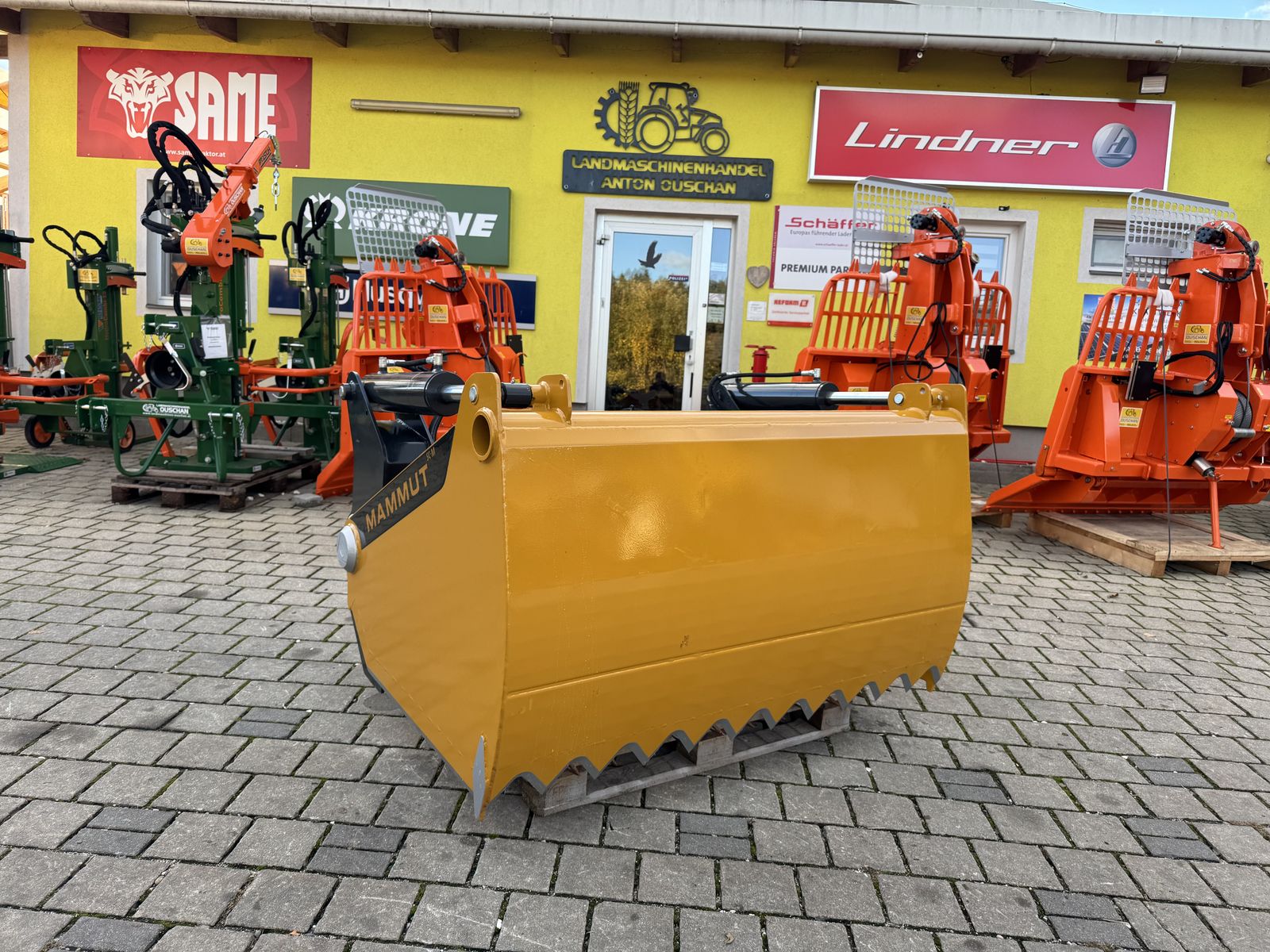 Mammut Silo Cat M 170 Silozange 1