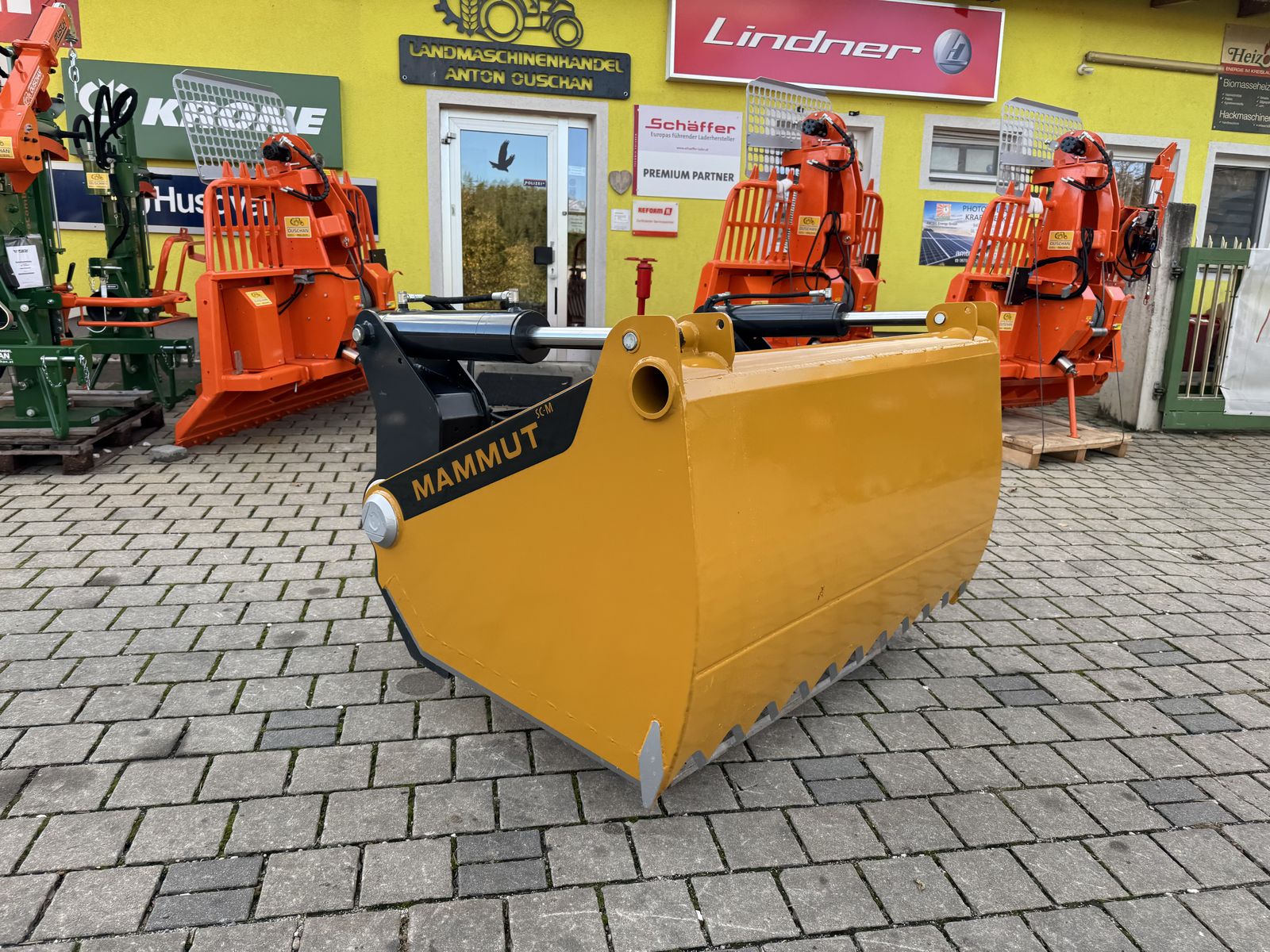 Mammut Silo Cat M 170 Silozange 2