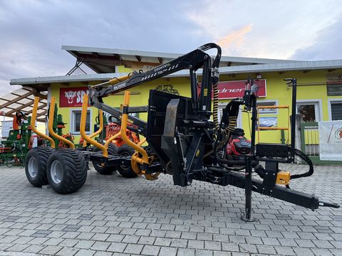 Country T90 S mit Kran 700 Pro