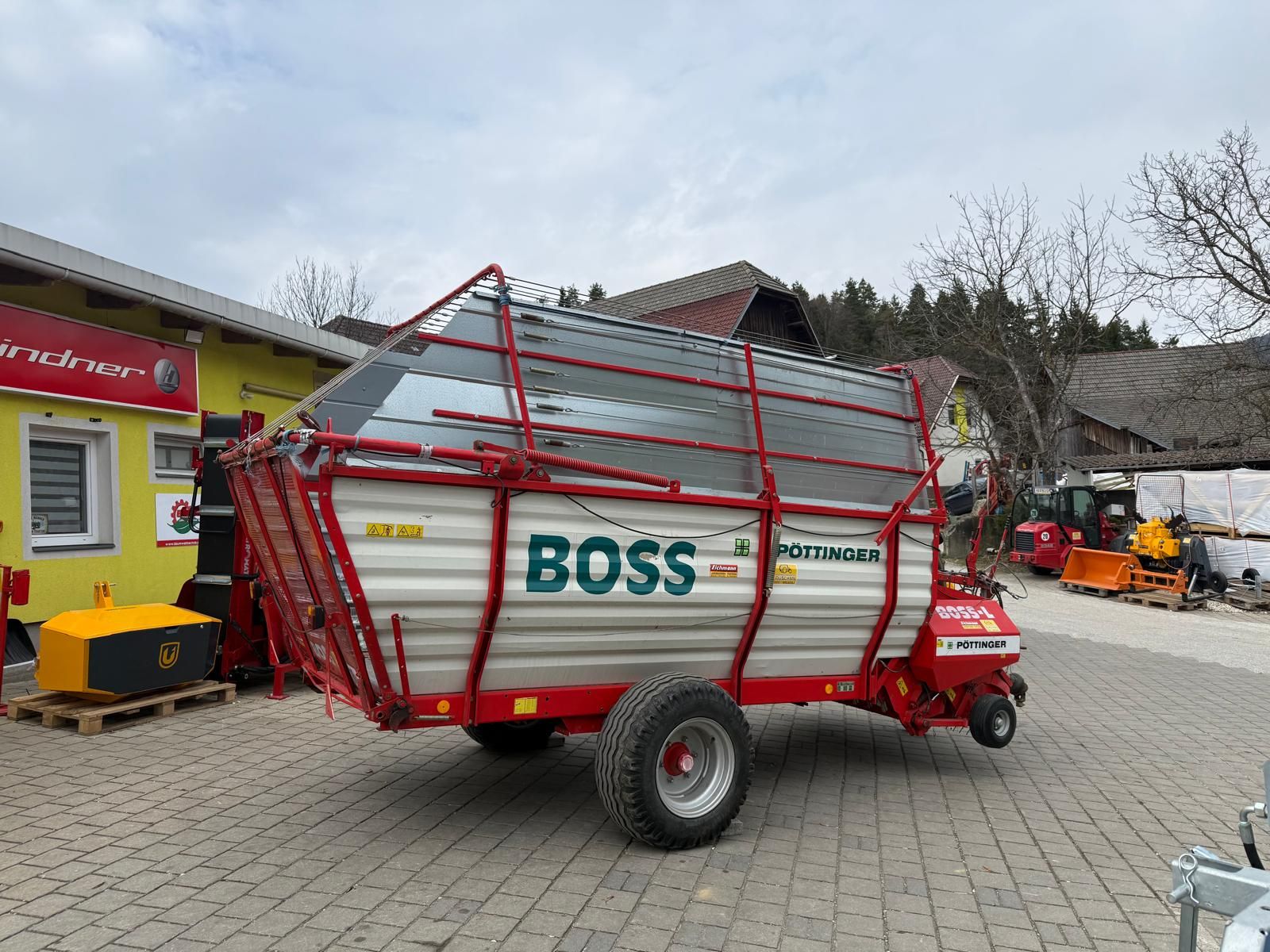 Pöttinger Boss-L Ladewagen  2