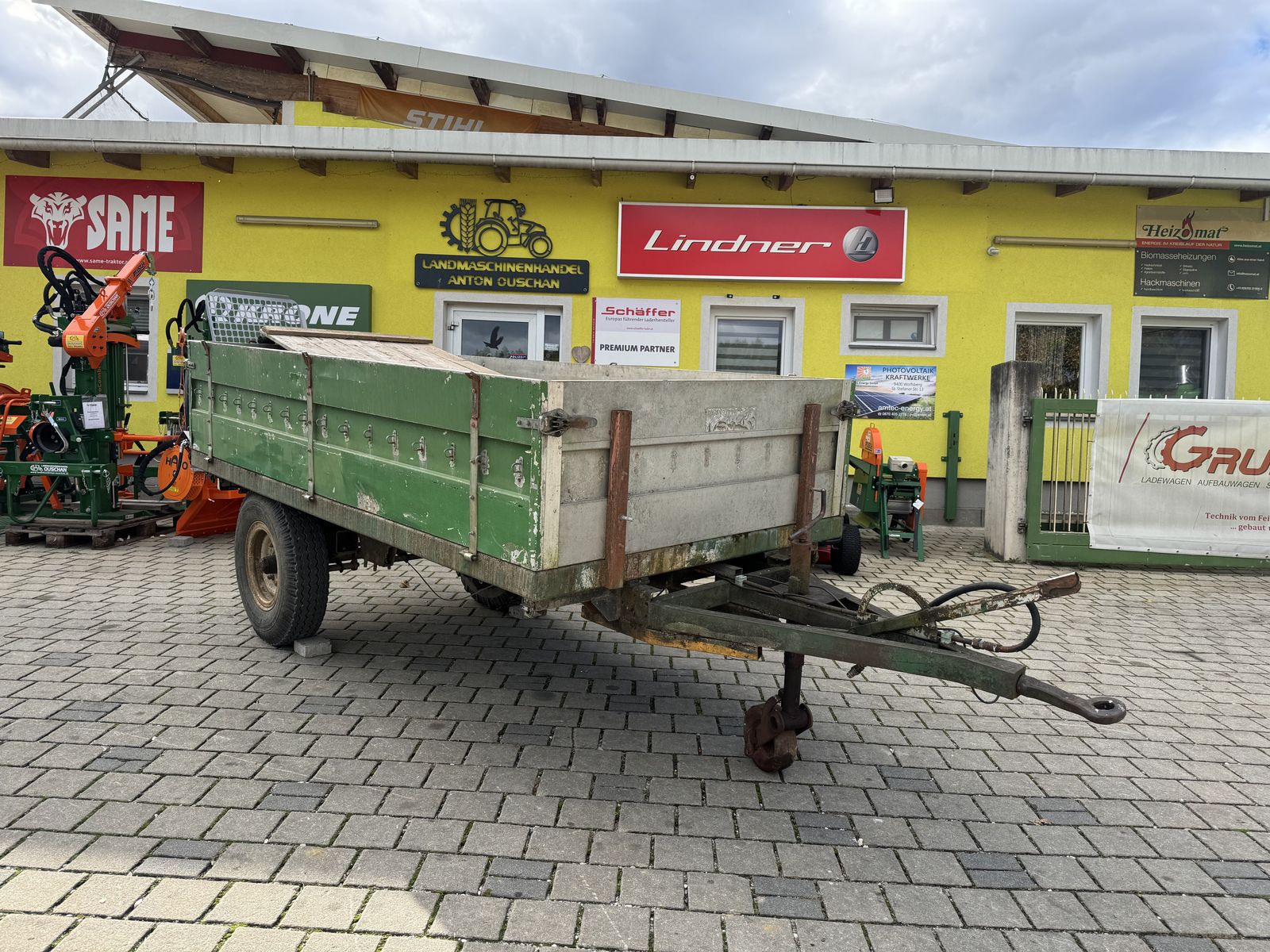 EinachsKipper 340x170  1