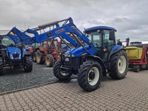 <strong>New Holland TD 5040 </strong><br />
