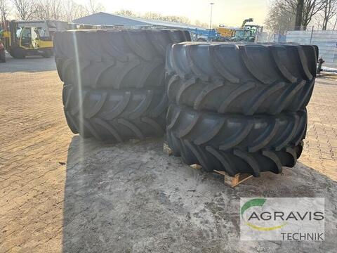 Vredestein KR 710/70R42 + 600/70 R30 3