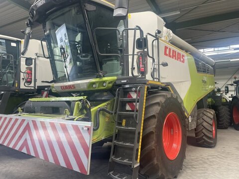 CLAAS Trion 730