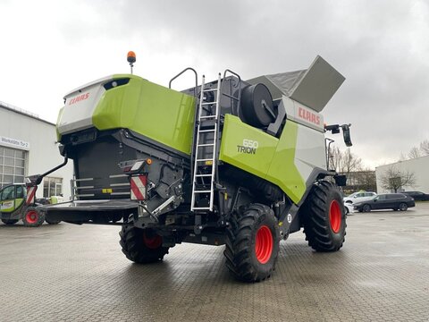 Claas Trion 650 mit Vario 770 2