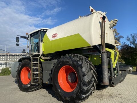 Xerion 3800 TRAC VC mit Gülleaufbau SGT 3