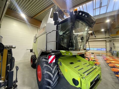 Claas TRION 520 MIT VARIO 560 2