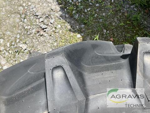 Sonstige 710/70 R38