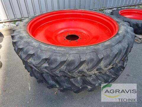 BKT DIVERSE REIFEN 11.2R48 (270/95R48)