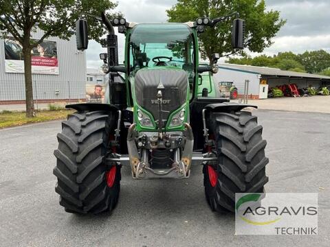 Fendt 718 VARIO S4 Profi Plus 2