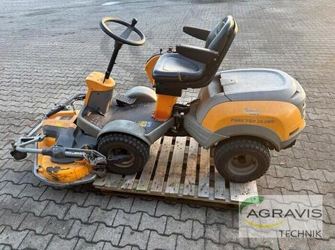 Stiga PARK PRO 20 4 WD