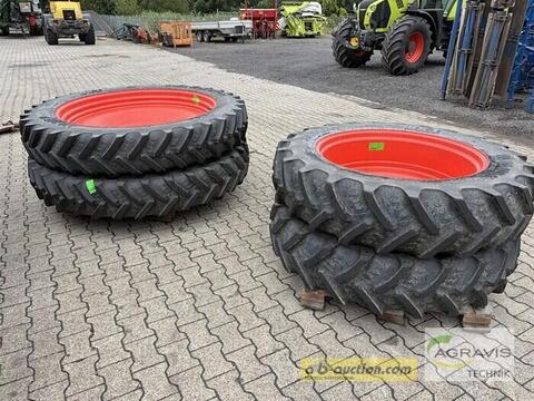 Sonstige KOMPLETTRÄDER BKT 320/85R36 + 320/90R50