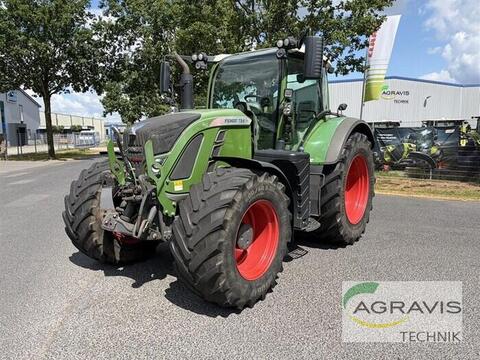 Fendt 724 VARIO S4 Profi Plus